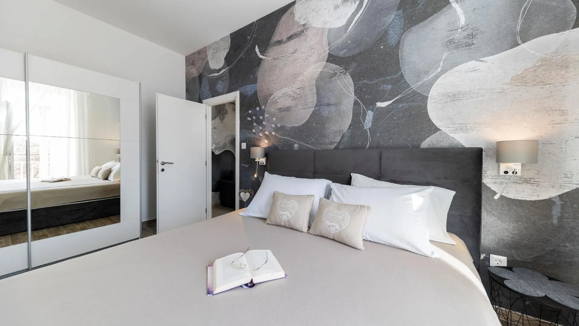 Apartments & Rooms Kolovare Beach 1, Zadar Croacia